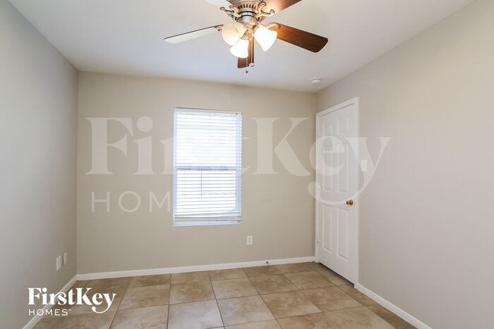 Building Photo - 9805 Hyacinth Way