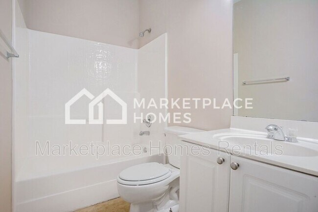 Building Photo - 2090 Old Cahaba Pl