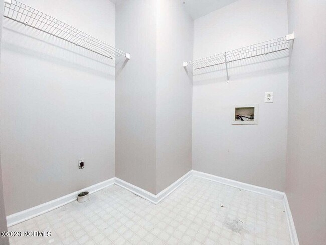 Building Photo - 3102 Gaitway Ct