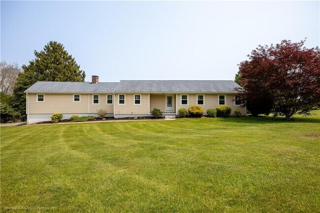 Building Photo - 501 Sandy Point Ave