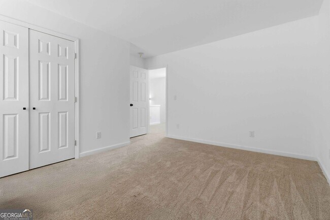 Building Photo - 6938 Shadow Ridge Ln