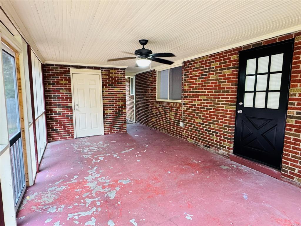 Building Photo - 320 Green Ridge Rd