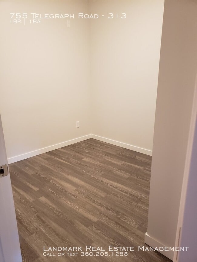 Building Photo - Francis Park, Premiere Bellingham Living