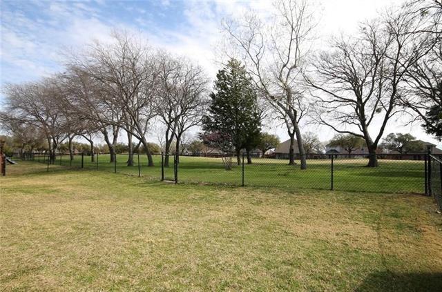 Building Photo - 5710 Roanoke Dr