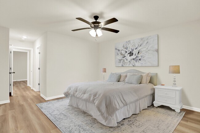 Building Photo - 4443 Suncrest Dr