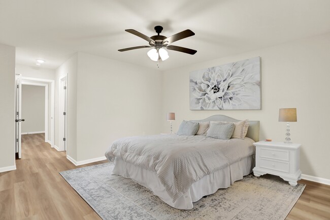 Building Photo - 457 Fernhill Cove