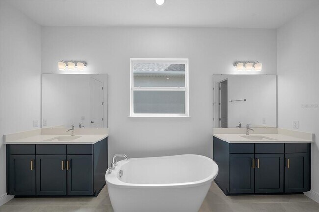 Building Photo - 18345 Mowry Ct