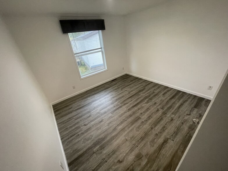 Building Photo - 16 Belmar St