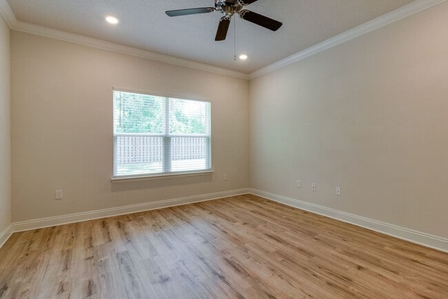 Building Photo - Turnkey 3 Bedroom Home in Firefly Community at Hammock Bay!