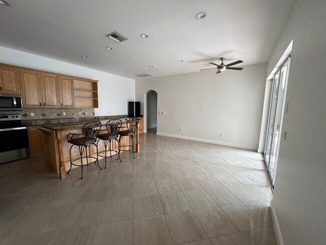Building Photo - 14021 Bently Cir