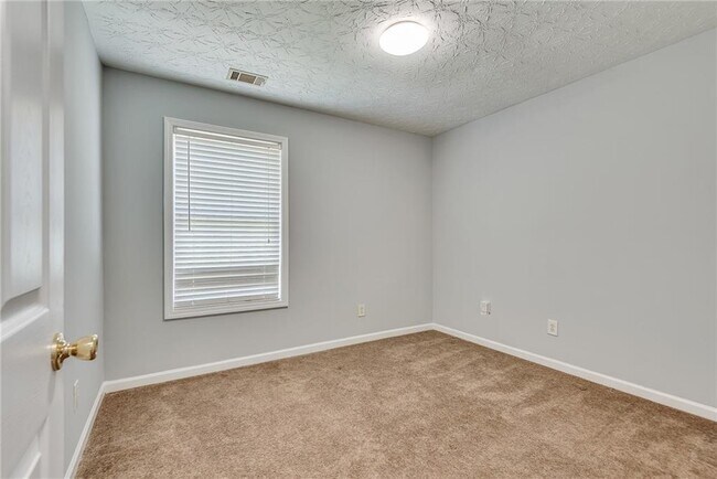 Building Photo - 3337 Baymount Way