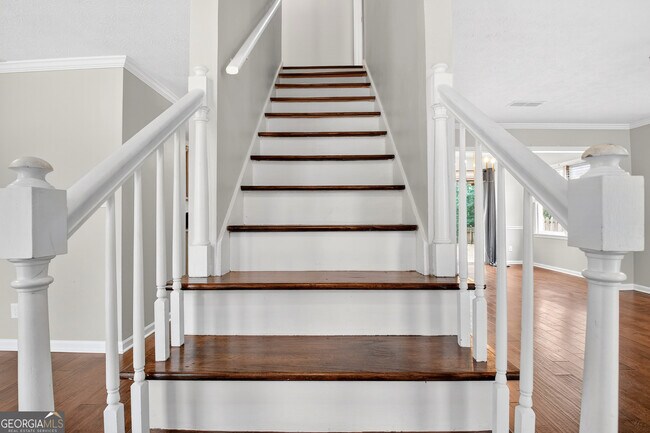 Building Photo - 104 Timber Walk