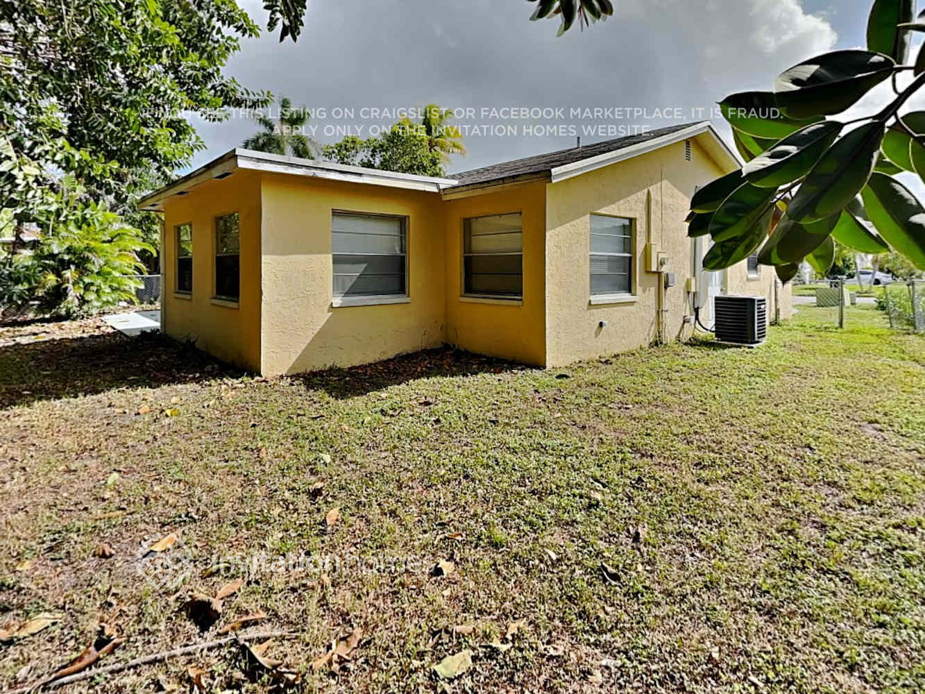 Building Photo - 9019 SW 9th St