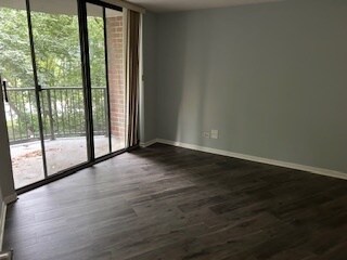 Building Photo - 509 Aurora Ave