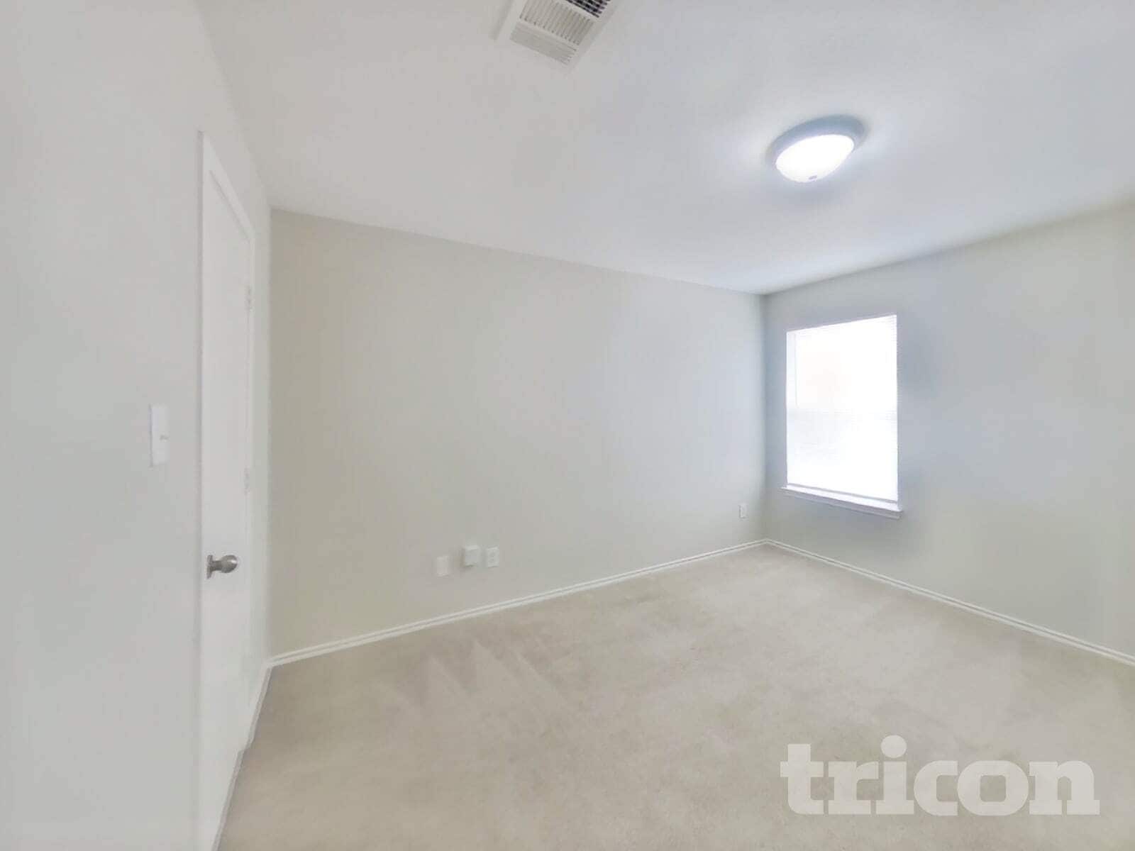 Building Photo - 2910 Candleside Dr