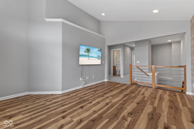 Building Photo - 13093 Grand Vue Dr