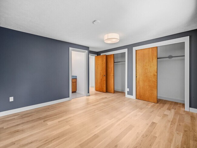 Building Photo - 5315 W Conestoga Ave