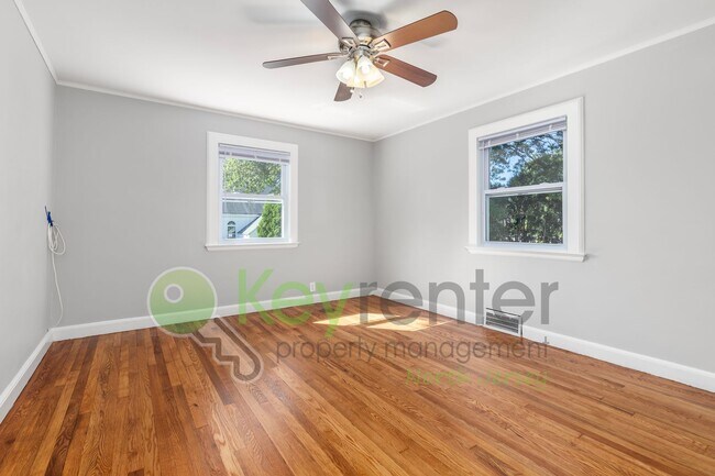 Building Photo - 355 Watchung Ave