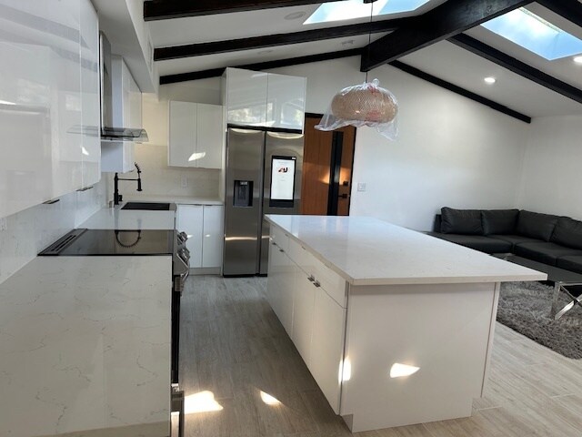 Building Photo - 22421 Mulholland Dr