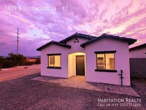 Building Photo - 5829 N Escondido Ln
