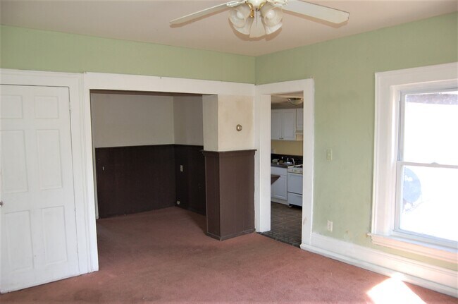 Building Photo - 57 Methuen St