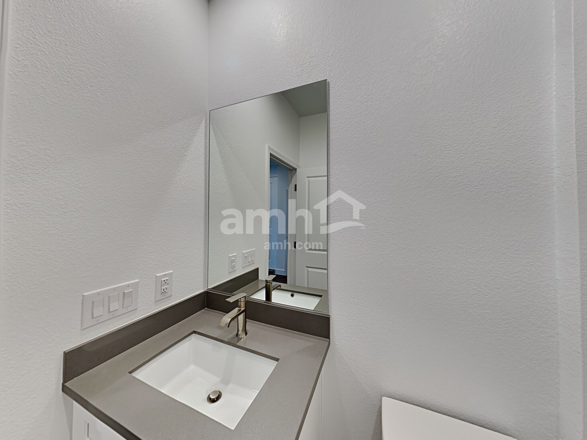 Building Photo - 9124 Crocker Pt Ct