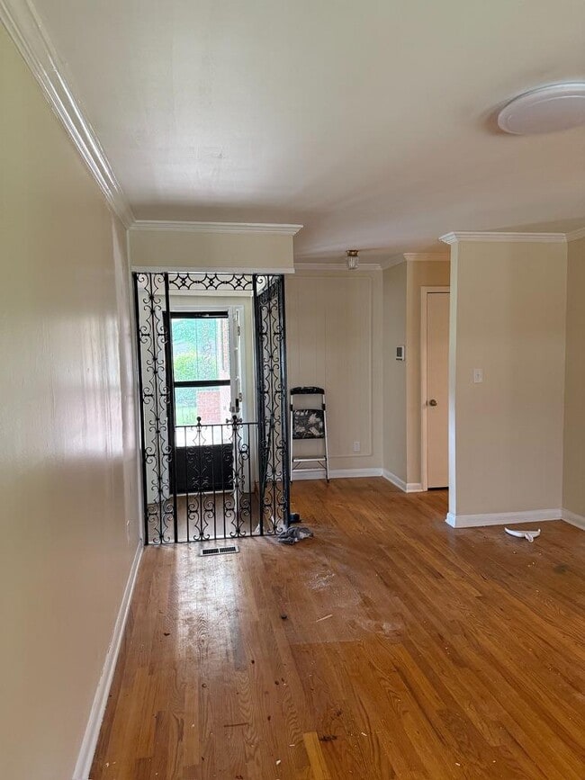 Building Photo - 217 Virginia Dr