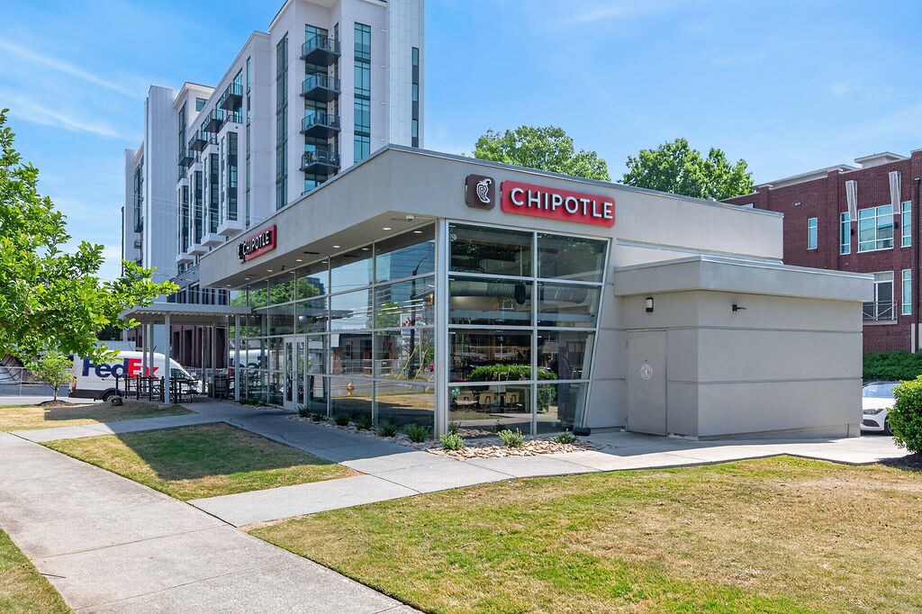 Building Photo - 2125 Southend Dr