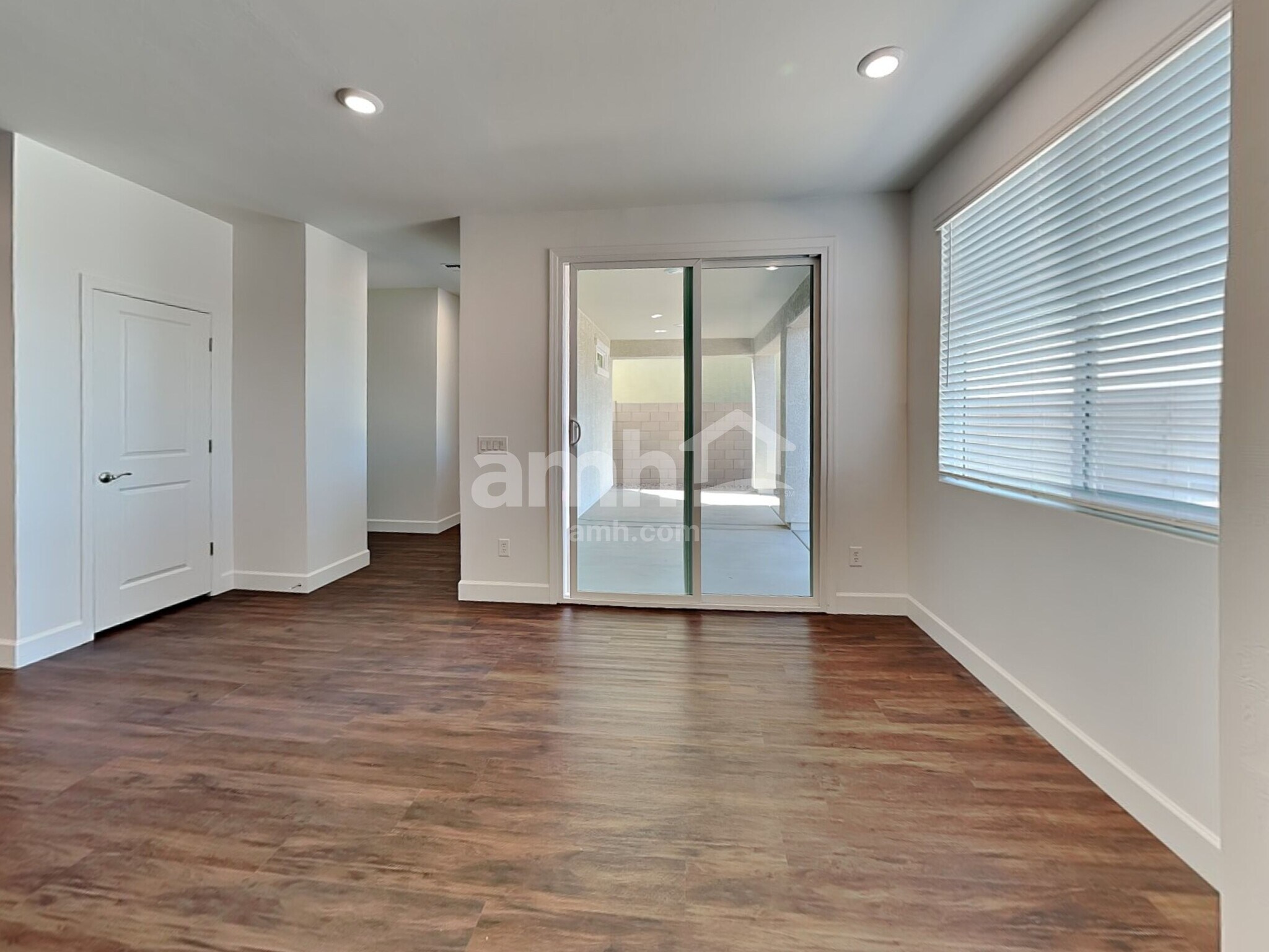 Building Photo - 6060 W Paseo Hilario