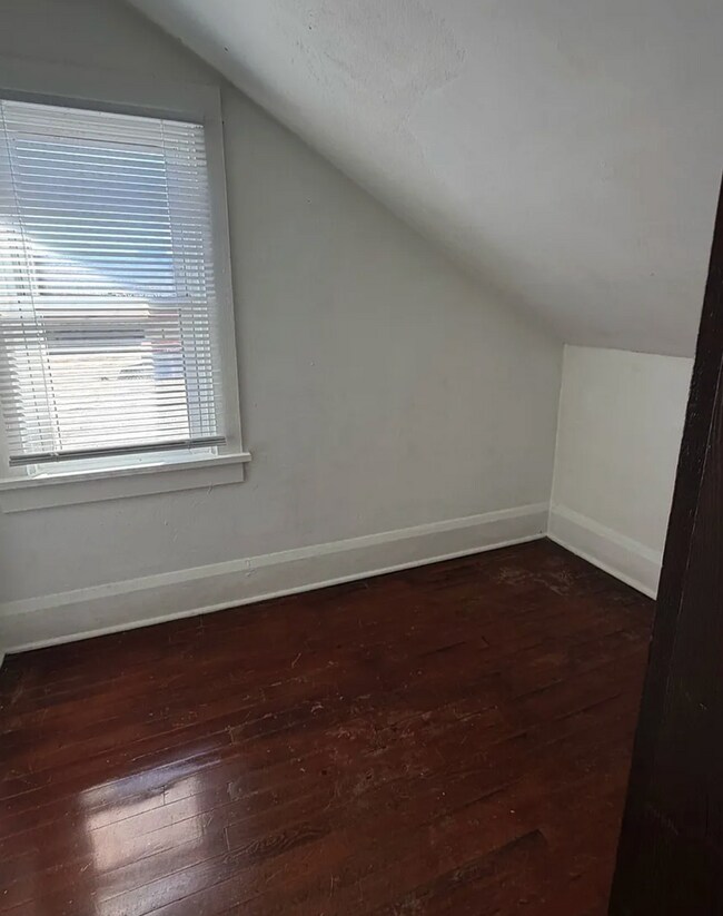 Building Photo - 2614 63rd St