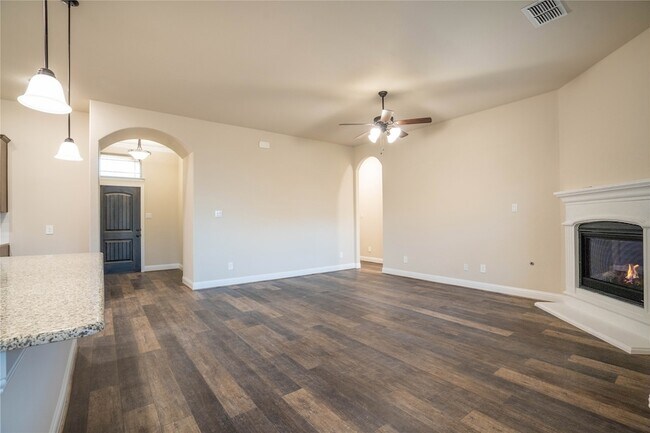 Building Photo - 312 Delaford Dr