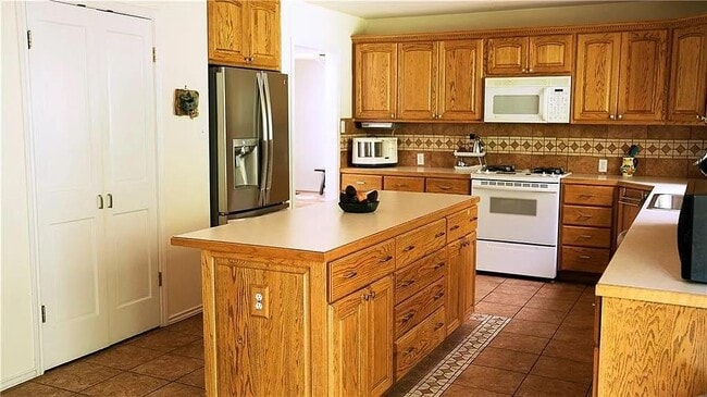 Building Photo - 3103 Mistywood Cir