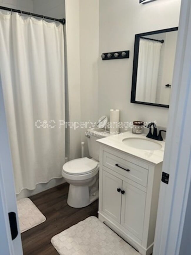 Building Photo - 59 W Castle St