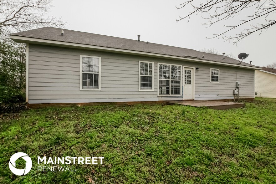 Building Photo - 2702 Faircroft Way