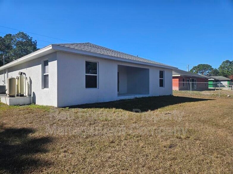 Building Photo - 3012 51st St W