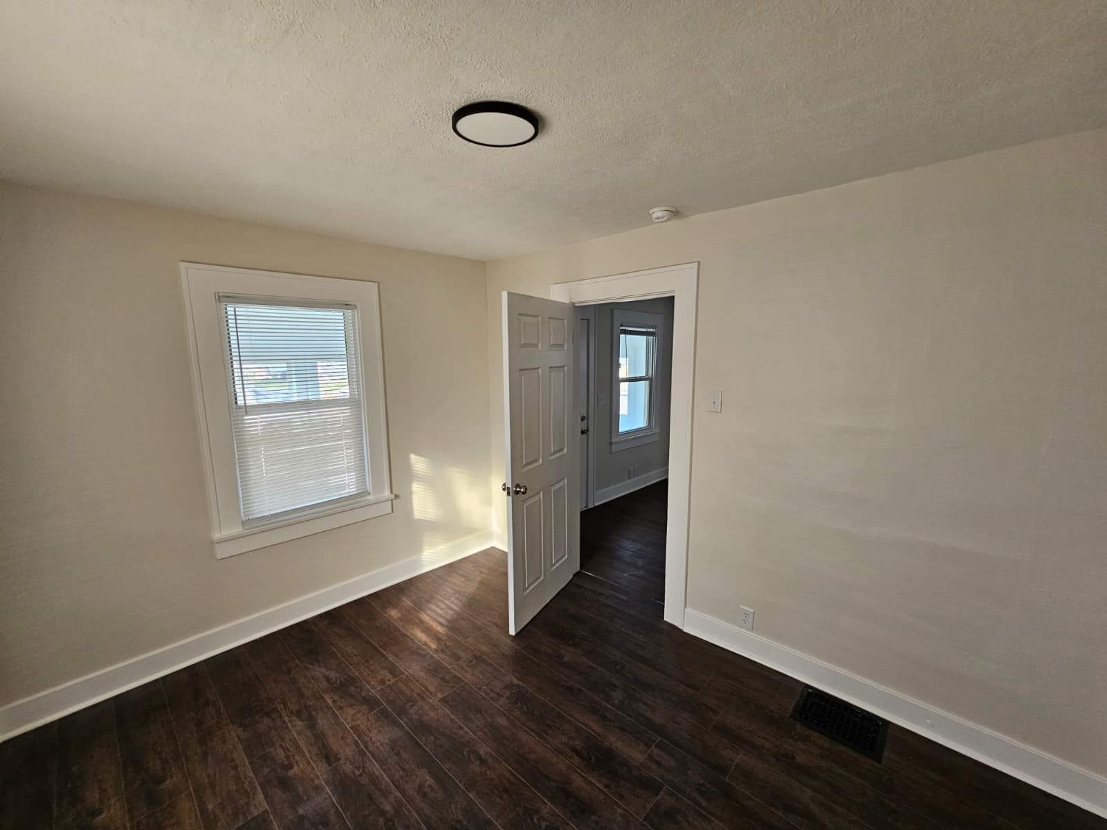 Building Photo - 1719 Dawson St