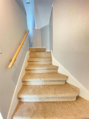 Building Photo - 918 Sylvan Creek Dr