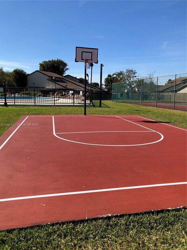 Building Photo - 9164 SW 132nd Ln