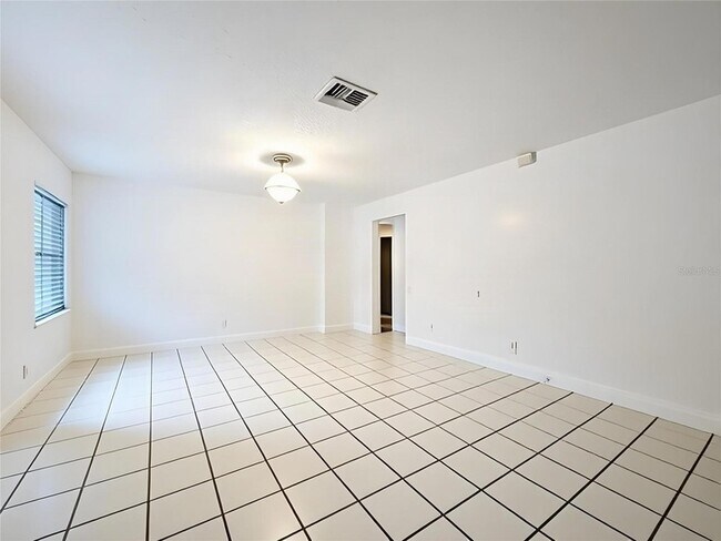 Building Photo - 272 Florida Pkwy