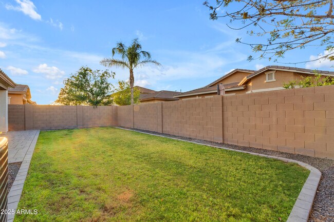 Building Photo - 3938 E Ficus Way