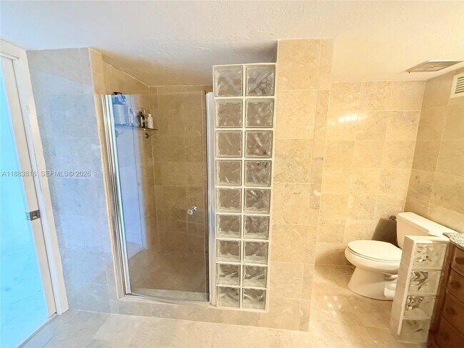 Building Photo - 2751 S Ocean Dr