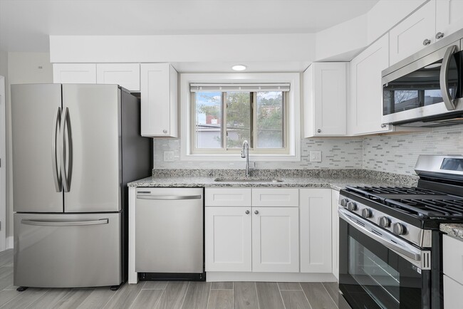 Building Photo - 8054 Niles Ave