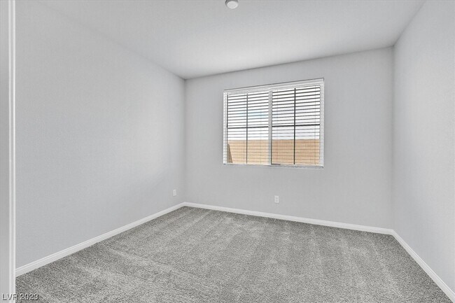 Building Photo - 2388 Bellinzona Pl