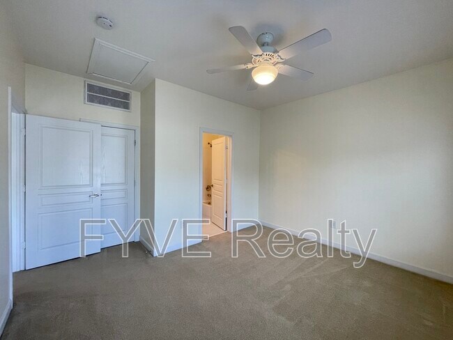 Building Photo - 320 Old Hickory Blvd