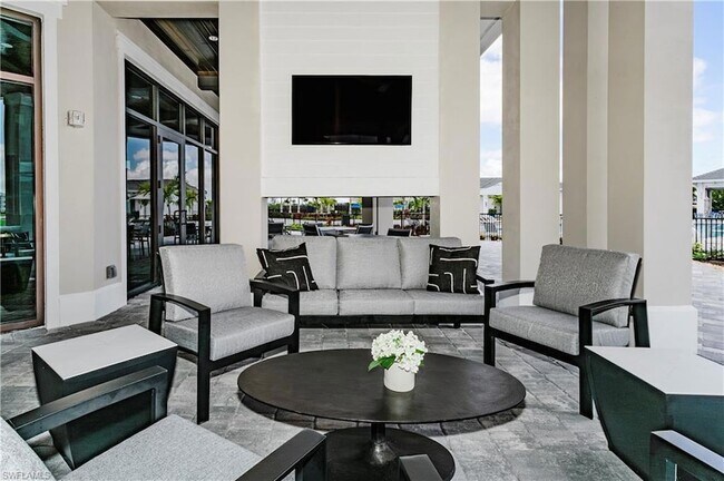 Building Photo - 6075 Artisan Ct