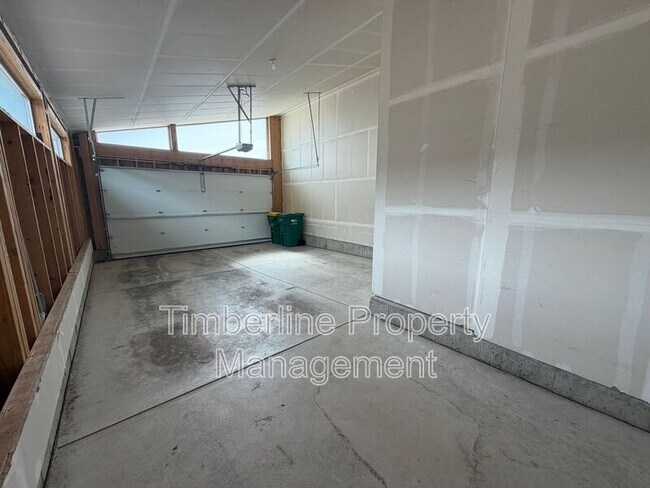 Building Photo - 3830 Bierstadt Lake Ct
