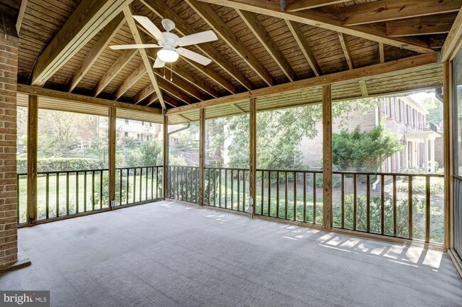 Building Photo - 8804 Falls Chapel Way