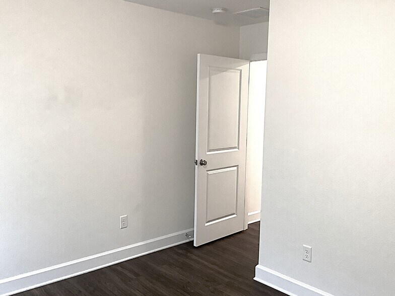 Building Photo - 10316 Riverwalk Ct