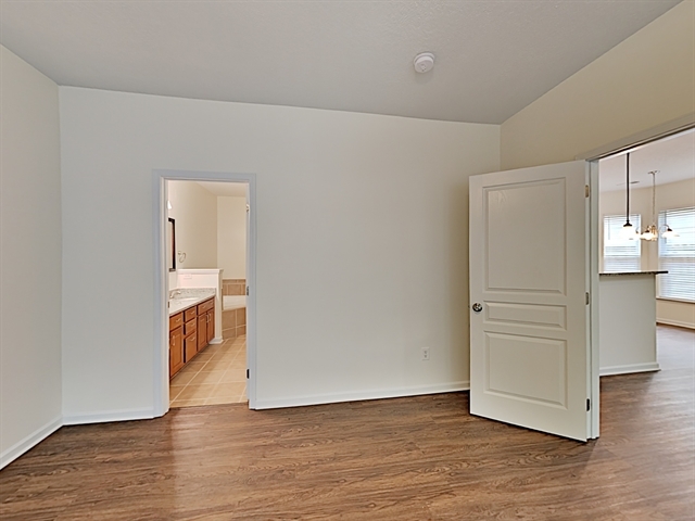 Building Photo - 3317 Blue Springs Station NW