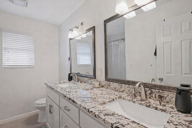 Building Photo - 6244 Trail Lake Dr